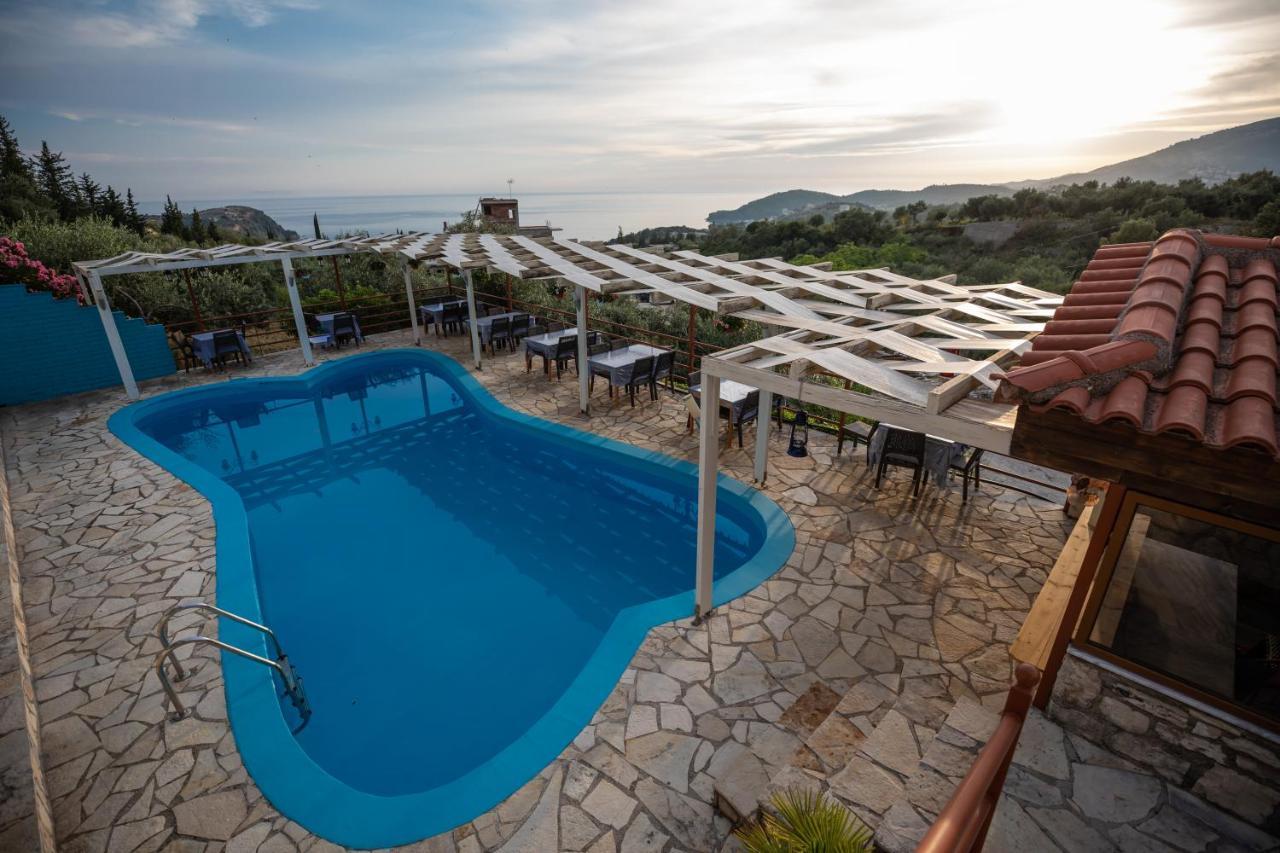 Hotel Panorama Himarë Exterior foto