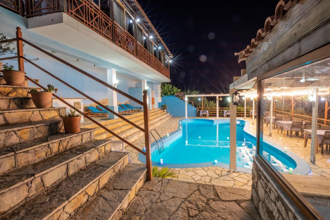 Hotel Panorama Himarë Exterior foto